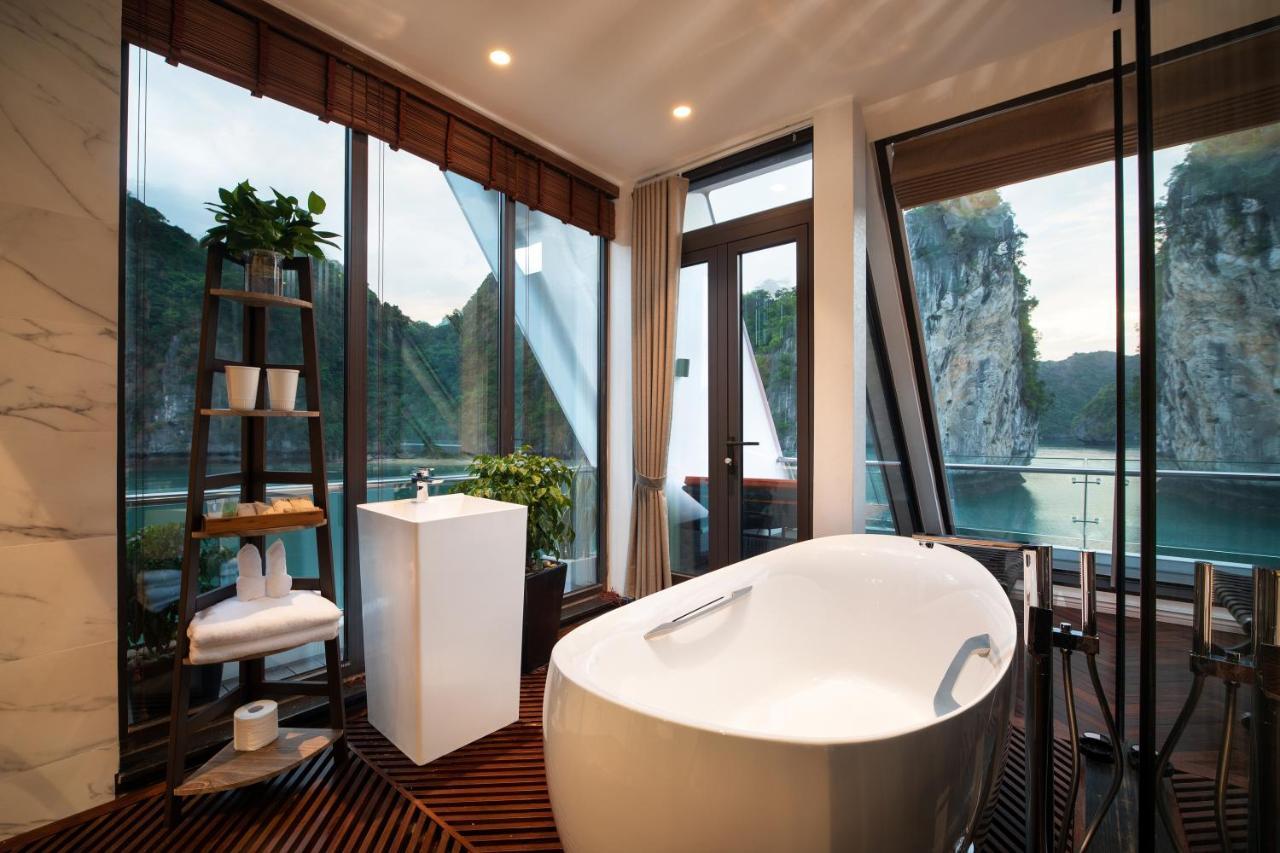Hotel Stellar Of The Seas Cruise Ha Long Habitación foto